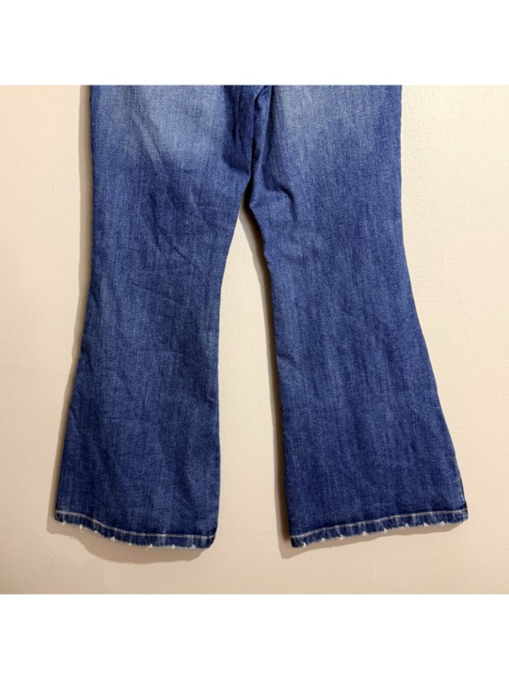 Wrangler Bespoke Flare Bootcut Wide Jeans Women Size 32 Cowboy Cowgirl Western - Picture 12 of 12